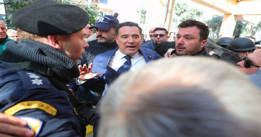 Πρώτες δηλώσεις Άδωνι Γεωργιάδη μετά τα επεισόδια