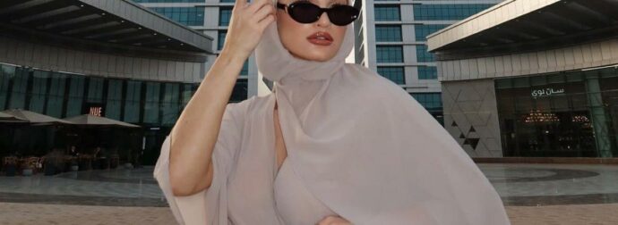 Τούνη: Καταγγελία από Έλληνα κάτοικο της Σαουδικής Αραβίας για τις αναρτήσεις από το ταξίδι της