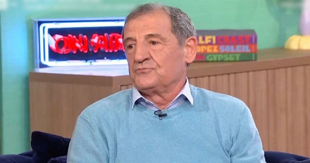 Κώστας Στεφανής: «Κυρία της τηλεόρασης μου είπε “δεν θα μου λες αριστερά, θα μου λες σε αυτό που φορώ ρολόι”»