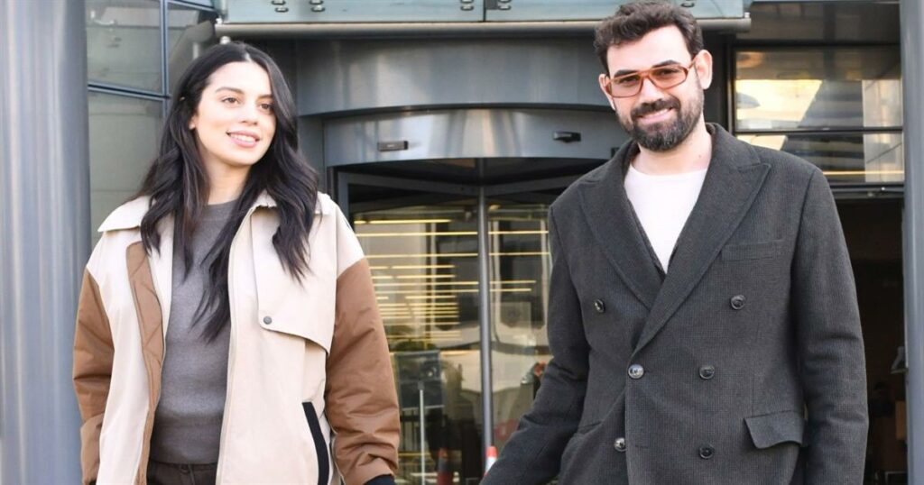 Νίκος Πολυδερόπουλος – Πήρε εξιτήριο από το μαιευτήριο με τη Βαλασία Συμιακού: «Ήμουν μέσα στη γέννα και τα έχω δει όλα»