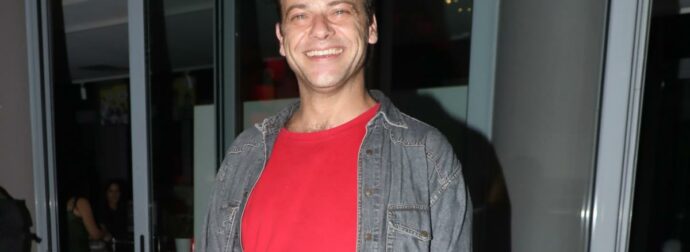 Ορέστης Τζιόβας: Ποια είναι η καλλονή ηθοποιός στο πλευρό του τον τελευταίο χρόνο