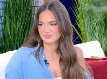 Ρία Ελληνίδου: «Μου τη σπάει να ασχολούνται με την προσωπική μου ζωή» – Η σχέση της και τα σeξιστικά συνθήματα