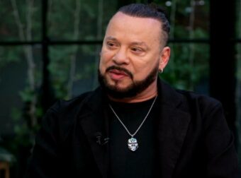 Χρήστος Δάντης: «Μεγάλωσα με μία μάνα που έχει φάει αρκετό ξύλο, είναι ό,τι χειρότερο»