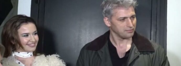 Αλέξης Παππάς: «Δεν τον έβλεπα στο Survivor, έδινα πανελλήνιες», λέει η σύντροφος του – Η διαφορά ηλικίας τους