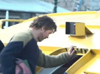 Μπραντ Πιτ: Επεισόδια στα γυρίσματα της ταινίας του στην Ύδρα – «Εμείς δεν ζητήσαμε λεφτά, δεν πρόκειται να το κάνουμε»