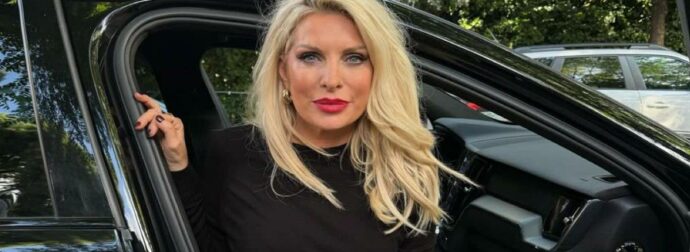 Ελένη Μενεγάκη: Η επική απάντηση σε σχόλιο follower της