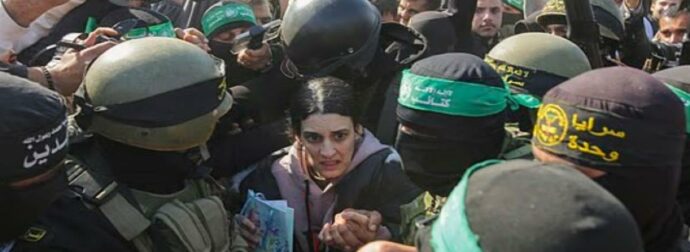 «Με κακοποιούσαν σχεδόν κάθε μέρα»: Η μαρτυρία Ισραηλινής ομήρου μετά από 482 ημέρες αιχμαλωσίας στη Γάζα