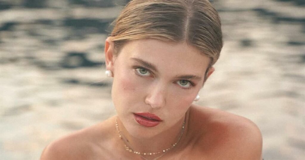 H Κλέλια Ανδριολάτου στα Bafta Awards 2026 – Το look της… άναψε φωτιές!