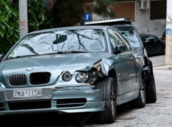 Καταδικάστηκε η τραγουδίστρια για την καραμπόλα στο Κολωνάκι – «Ήπια ένα ποτό», υποστήριξε