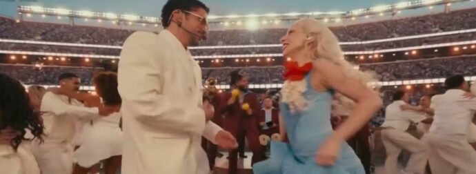 Super Bowl 2026: Ο ξέφρενος χορός της Lady Gaga με τον Bad Bunny και η κίνηση των Green Day που προκάλεσε αίσθηση
