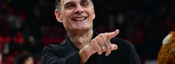 Γιώργος Μπαρτζώκας: Οι γυναίκες της ζωής του – Η άλλη πλευρά ενός οξύθυμου προπονητή