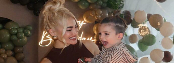 Ιωάννα Τούνη: Η αποκριάτικη στολή που φόρεσε ο Πάρης την έκανε να «λιώσει»