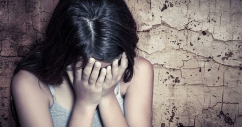 Φρίκη στα Άνω Λιόσια: 44χρονος έδινε ναρκωτικά και βίαζε παιδιά – Τον βοηθούσε πατέρας θύματος έναντι αμοιβής