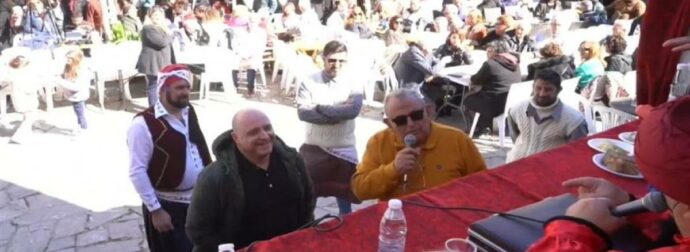 Αδιανόητο σκηνικό στη Χίο: Χορός, γλέντι και δημόσιες ευχές να πνίγονται περισσότεροι μετανάστες