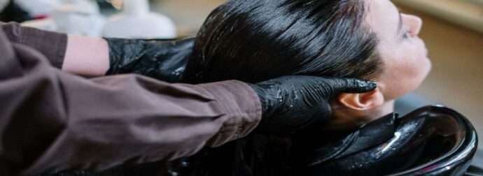 Προσοχή: Πηγαίνεις Κομμωτήριο; Κίνδυνος να πάθεις σοβαρό εγκεφαλικό επεισόδιο