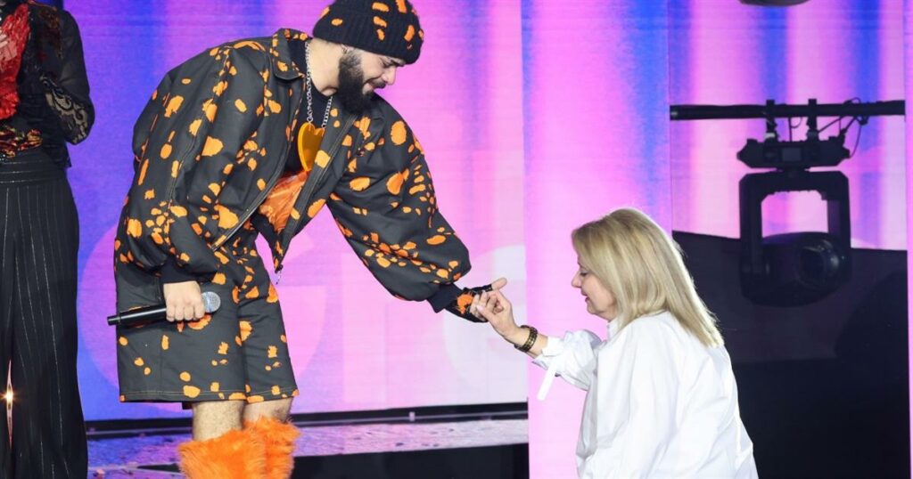 Akylas: Συγκινεί για τη μητέρα του – «Στα 17 ήρθε από τη Γεωργία στην Ελλάδα με ένα μωρό στην αγκαλιά»