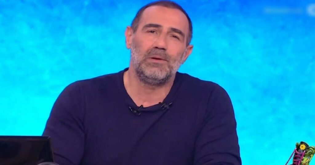 «Κόλαφος» ο Αντώνης Κανάκης για τα Τέμπη: «Δεν υπάρχουν τέτοια πλάσματα ούτε στο ζωικό βασίλειο»