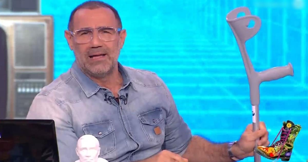 Αντώνης Κανάκης – Με πατερίτσα στον αέρα: «Πρώτη φορά στη ζωή μου έπαθα θλάση!»