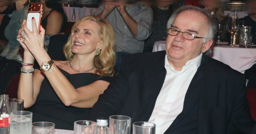 Έμη Λιβανίου: Σπάνια έξοδος με τον εφοπλιστή σύντροφό της, Πέτρο Παππά