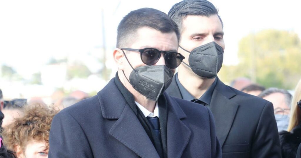 Παντρεύεται ο γιος του Γιώργου Τράγκα – Η αναγγελία του γάμου και οι λεπτομέρειες