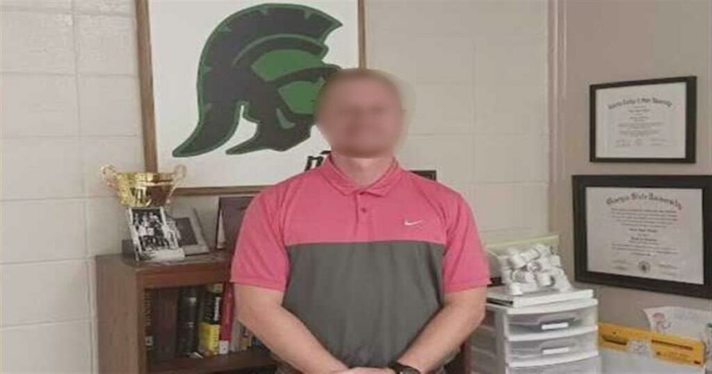 Η σύζυγος του καθηγητή που σκοτώθηκε από μαθητή με αγροτικό, ζητά να αποσυρθούν οι κατηγορίες – «Να μην καταστραφούν κι άλλες ζωές»