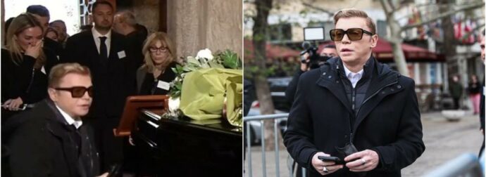 Κηδεία Μαρινέλλας: Συντετριμμένος ο Τάκης Ζαχαράτος – Η στιγμή που ο Τάκης Ζαχαράτος «λυγίζει» πάνω στο φέρετρο