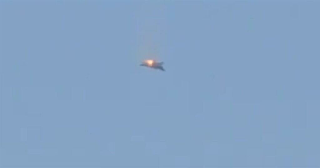 Αμερικανικό αεροσκάφος F-15 καταρρίφθηκε πάνω από το Κουβέιτ (video)