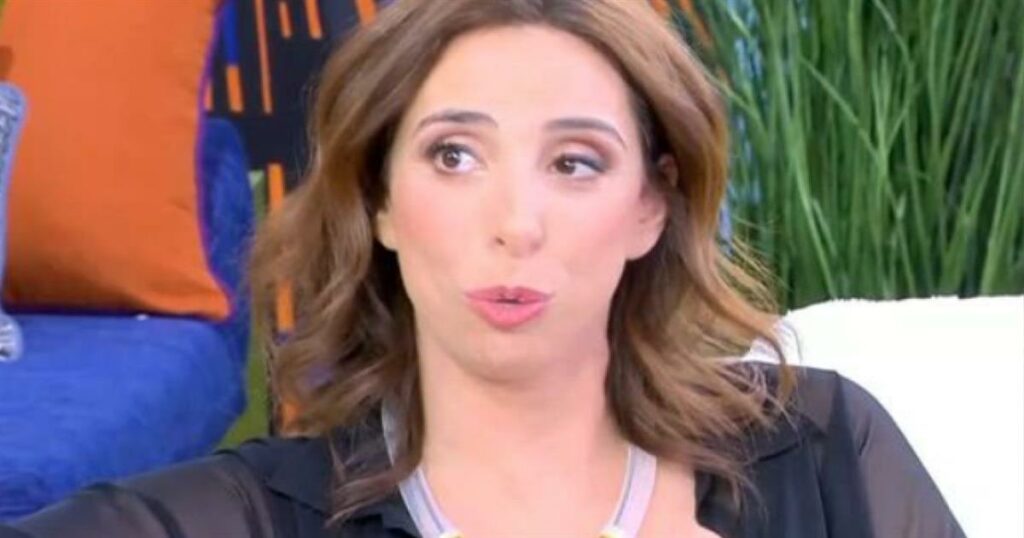 Έλενα Χαραλαμπούδη: Η γνωριμία με τον σύζυγό της και η μητρότητα – «Στην αρχή με εκνεύρισε αφόρητα»