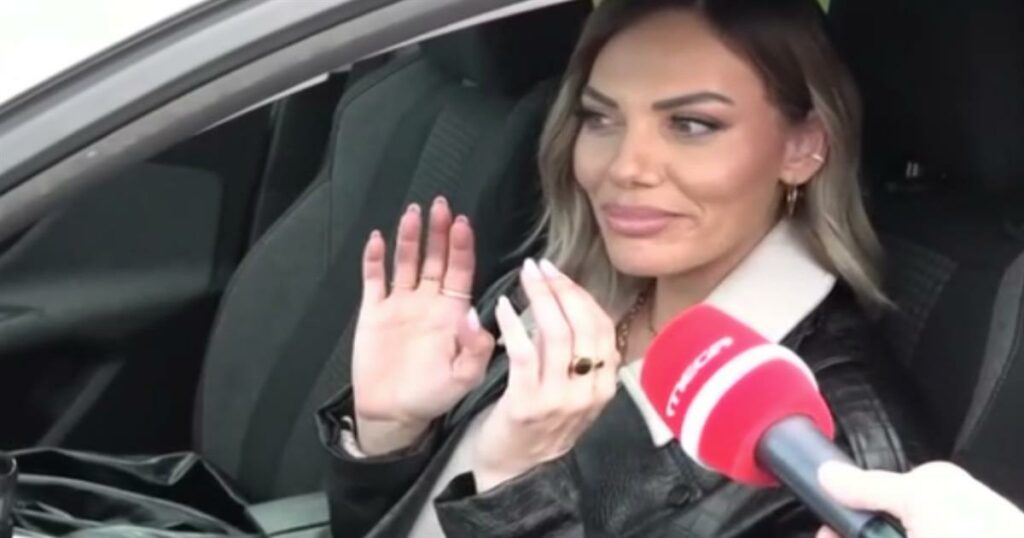 Ιωάννα Μαλέσκου: «Γενικά κουράστηκα να απαντάω για τη σχέση μου με τον Λάμπρο Κωνσταντάρα»