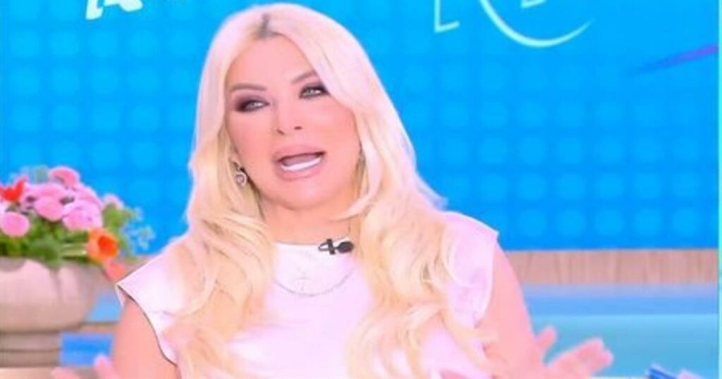 Κατερίνα Καινούργιου: Αποκάλυψε τα κιλά που έχει πάρει στην εγκυμοσύνη της – «Πάει πρώτα μια κοιλιά!»