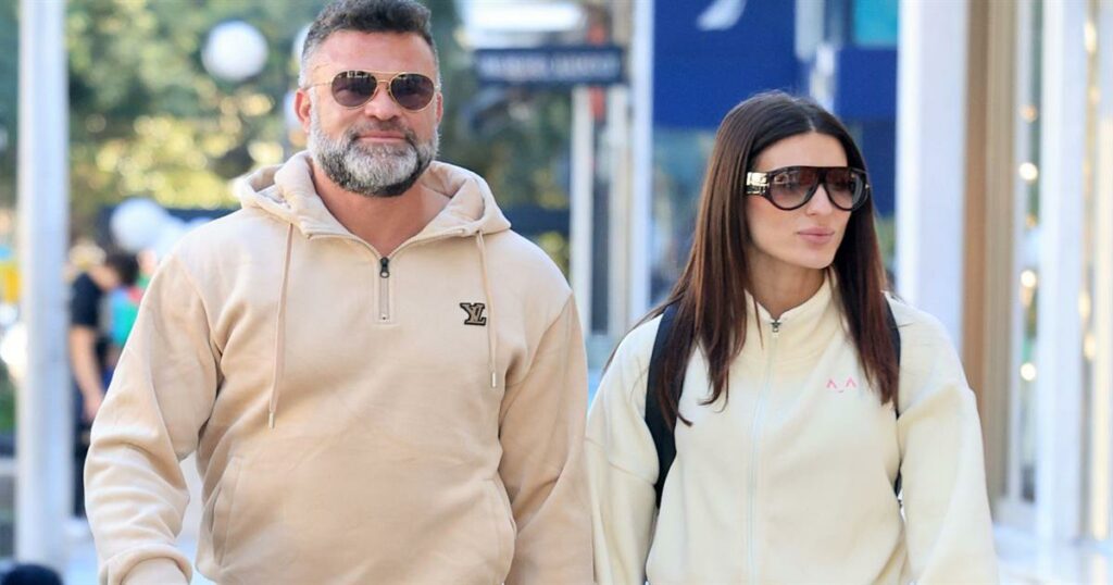 Κώστας Σόμμερ: Η πρώτη του έξοδος με την Βαλεντίνη Παπαδάκη μετά το πρόβλημα υγείας (Φωτογραφίες)