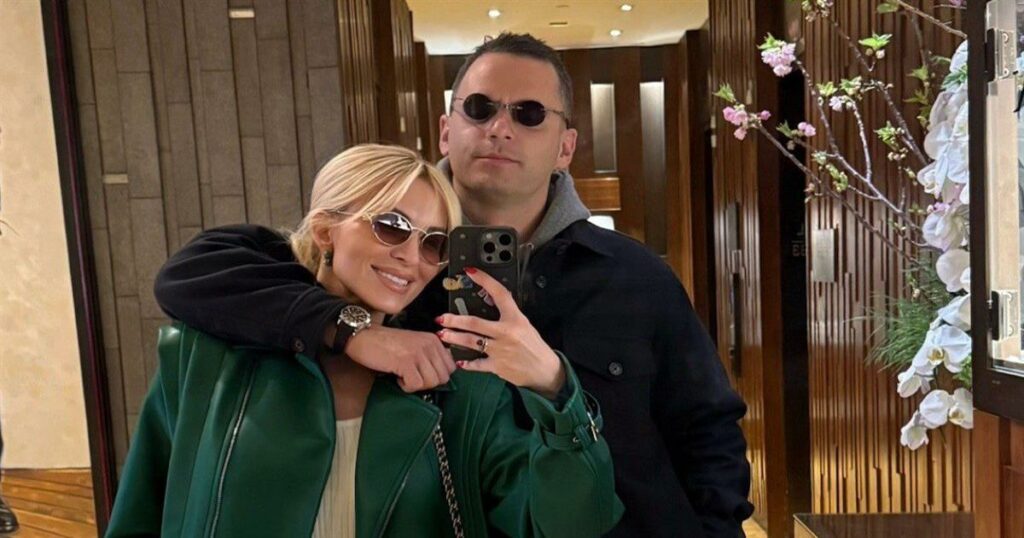 Κατερίνα Καινούργιου – Παναγιώτης Κουτσουμπής: Αυτό θα είναι ο κουμπάρος στο γάμο τους!