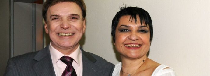 Κηδεία Γιώργου Μαρίνου: Το μπέρδεμα στο γραφείο τελετών με το στεφάνι της Κατιάνας Μπαλανίκα