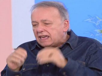 Έξαλλος ο Ανδρέας Μικρούτσικος: «Γιατί μου το λες αυτό, είμαι ηλίθιος;»