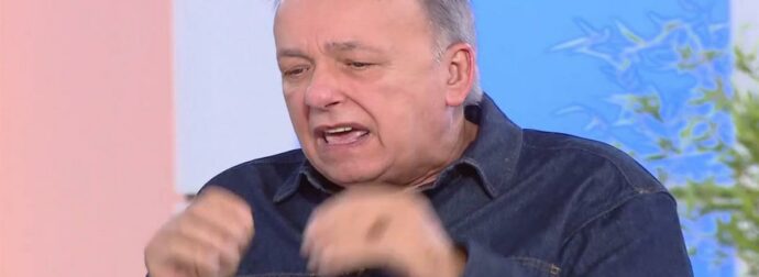 Έξαλλος ο Ανδρέας Μικρούτσικος: «Γιατί μου το λες αυτό, είμαι ηλίθιος;»