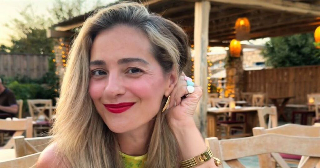 Νατάσσα Μποφίλιου: Τραγουδάει «Φωτιά με Φωτιά» και γίνεται χαμός (Βίντεο)