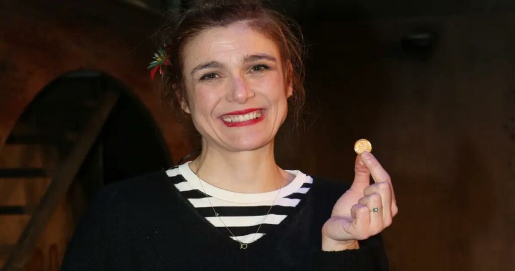 Είχε κρατήσει τα πάντα κρυφά: Γέννησε πασίγνωστη Ελληνίδα ηθοποιός και δεν το γνώριζε κανείς