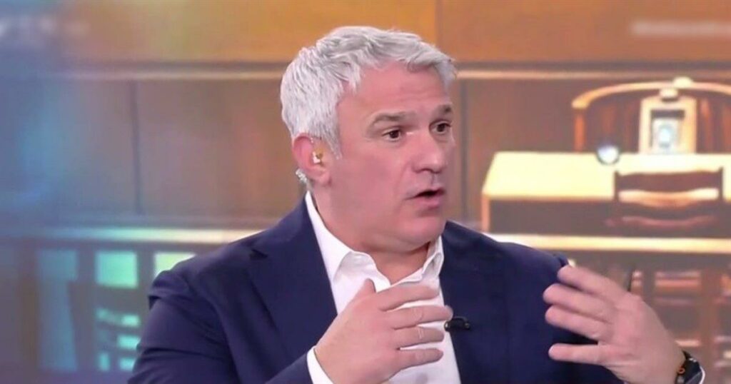 Σπύρος Χαριτάτος: «Κόλαφος» κατά της κυβέρνησης – «Ασπόνδυλα καθάρματα…»