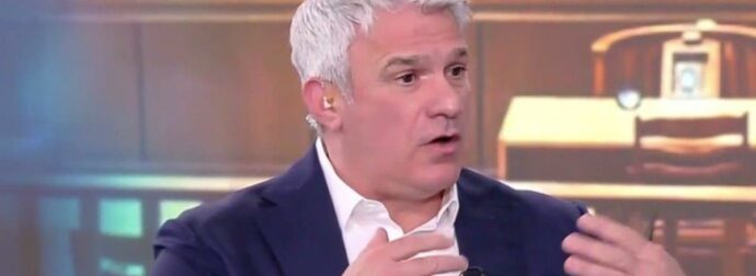 Σπύρος Χαριτάτος: «Κόλαφος» κατά της κυβέρνησης – «Ασπόνδυλα καθάρματα…»