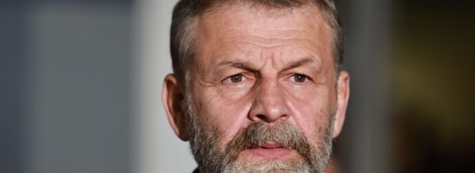 Απόστολος Γκλέτσος στο πλευρό του Τζώρτζογλου: «Είναι ένα παιδί πονεμένο»