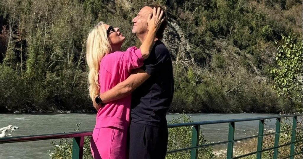 ΕΚΤΑΚΤΟ ΤΩΡΑ ΓΙΑ ΕΛΕΝΗ ΜΕΝΕΓΑΚΗ ΚΑΙ ΜΑΚΗ ΠΑΝΤΖΟΠΟΥΛΟ, ΚΥΚΛΟΦΟΡΗΣΑΝ ΦΩΤΟΓΡΑΦΙΕΣ ΠΟΥ…