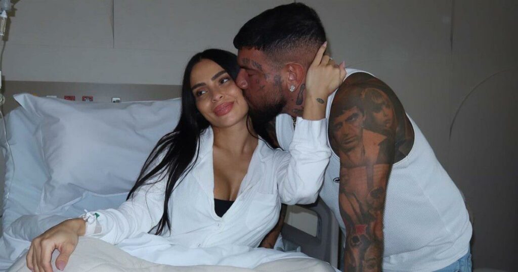 Marta Aharonian: Πώς είναι το σώμα της μόλις 2 εβδομάδες μετά την καισαρική – Αγκαλιά με την κόρη του Snik (Βίντεο)