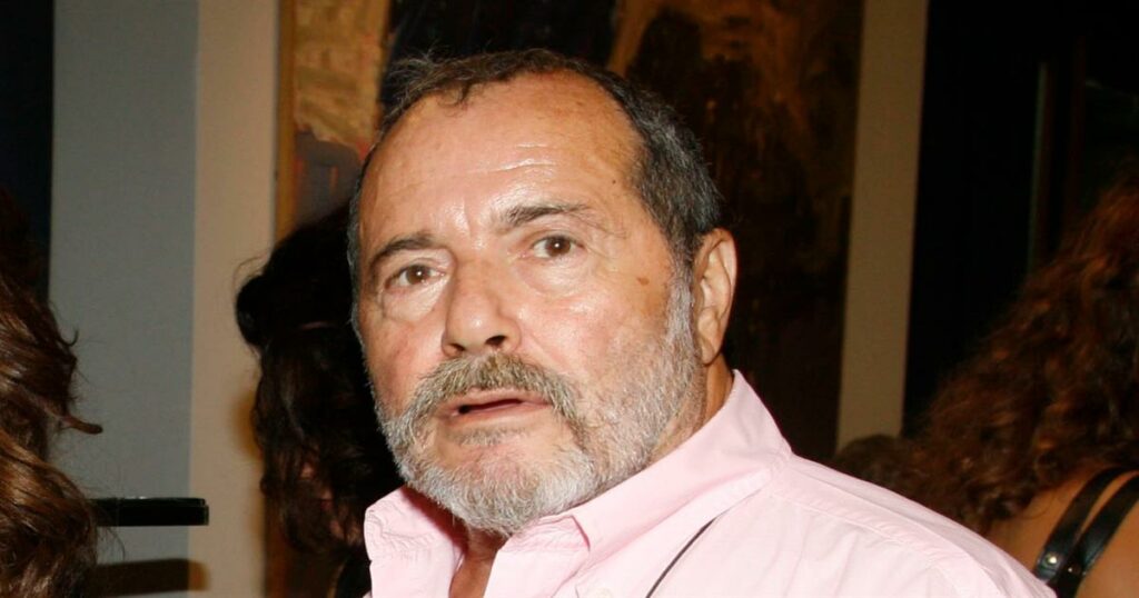 Retro tv: Όταν ο αείμνηστος Κακαουνάκης έβγαζε στην σέντρα τους καλλιτέχνες που έκρυβαν εισοδήματα!