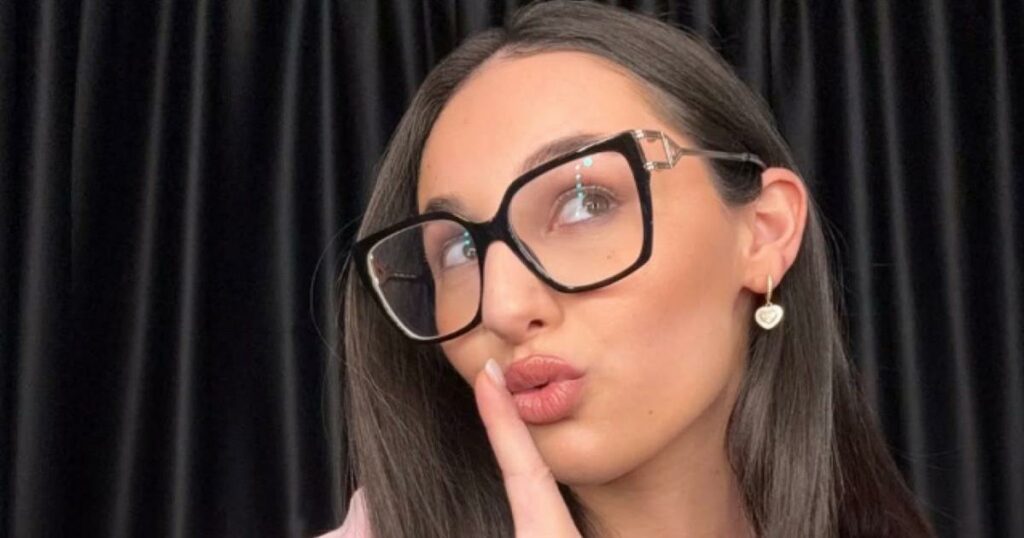 Klavdia: Η πρώτη κοινή φωτογραφία με τον σύντροφό της μετά τον σάλο με την υπόθεση revenge porn