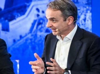 Μητσοτάκης από Ναύπλιο: Τα 36 δισ. του Ταμείου Ανάκαμψης δεν θα είχαν επενδυθεί χωρίς επιτελικό κράτος, δεν γίνεται πολιτική στα κουτουρού