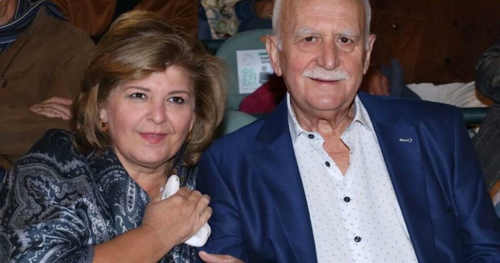 Γιώργος Παπαδάκης: Η πρώτη ονομαστική εορτή μετά τον θάνατό του – Το βουβό πένθος της συζύγου του, Τίνας Παπαδέλη