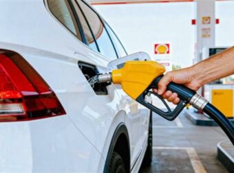Έτσι κλέβουν βενζίνη από τα αυτοκίνητα -Tο νέο κόλπο που σαρώνει – Τι πρέπει να προσέχετε