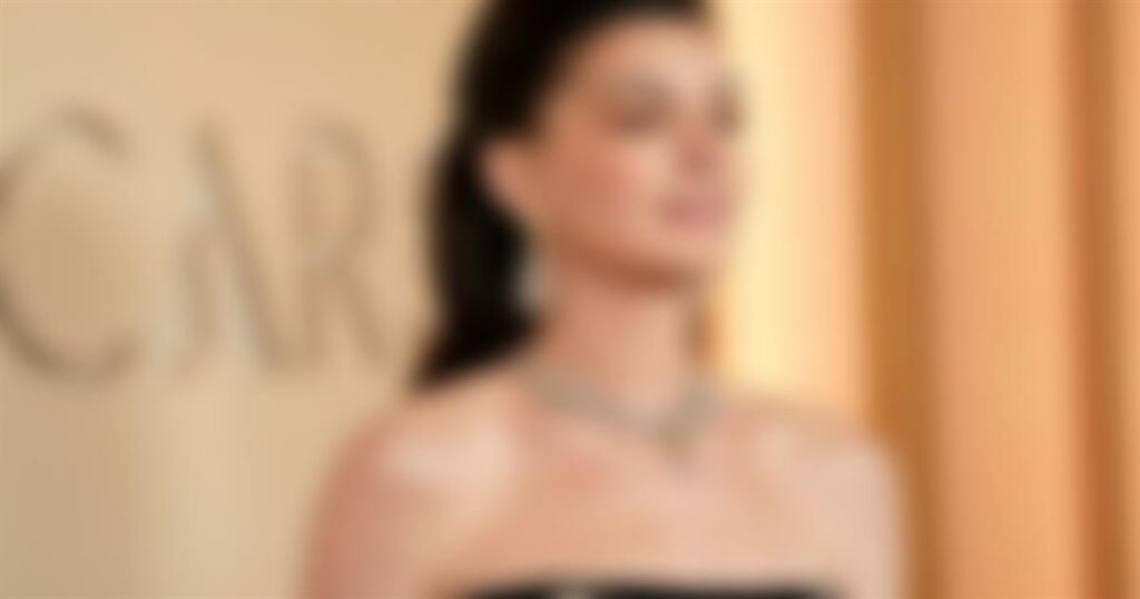 Είναι επίσημο! Αυτή είναι η ομορφότερη γυναίκα του κόσμου για το 2026 – Συμφωνείτε;