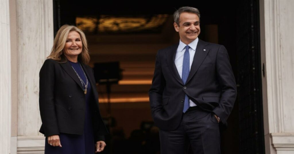 Εξιτήριο για τη σύζυγο του πρωθυπουργού – Τι συνέβη με την υγεία της Μαρέβας Μητσοτάκη