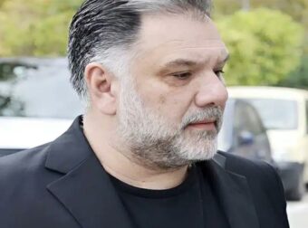 Συγκινεί ο Γρηγόρης Αρναούτογλου για την απώλεια του: «Δεν πρόλαβα να τον αποχαιρετήσω»